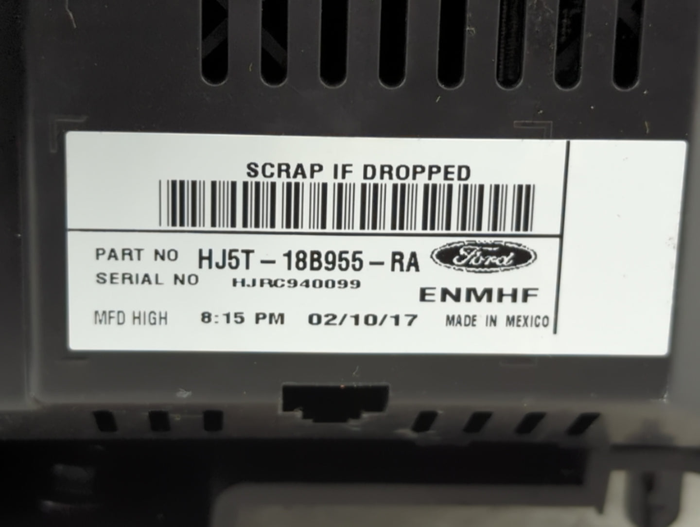 2015-2018 Ford Focus Radio AM FM Cd Player Receiver Replacement P/N:HJ5T-18B955-RA F1ET18K811LD Fits Fits 2015 2016 2017 201