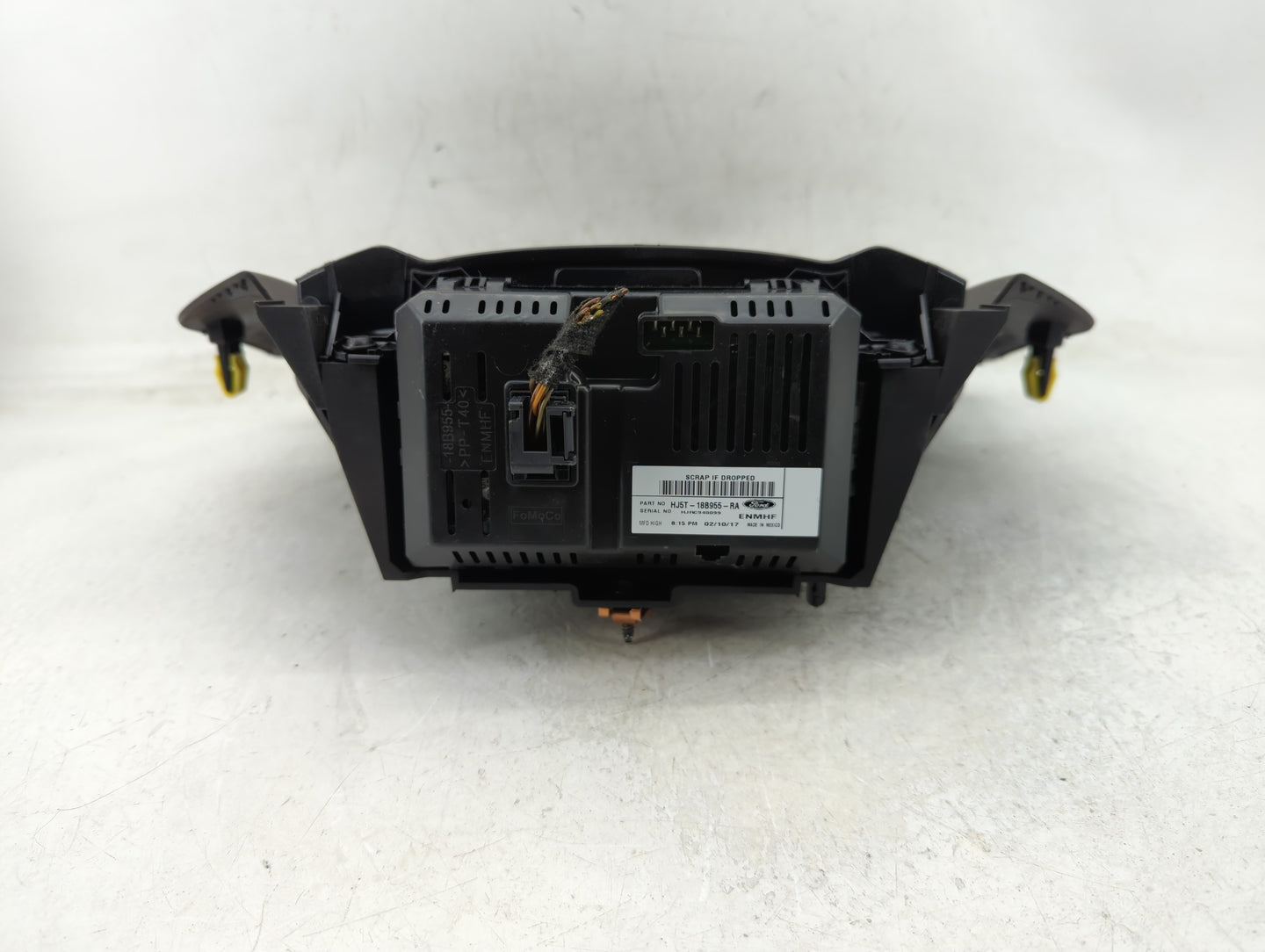 2015-2018 Ford Focus Radio AM FM Cd Player Receiver Replacement P/N:HJ5T-18B955-RA F1ET18K811LD Fits Fits 2015 2016 2017 201