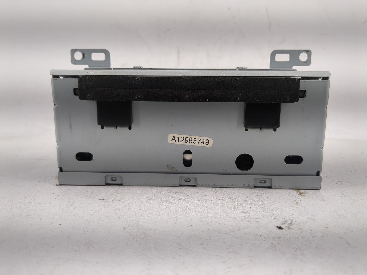 2015-2016 Ford Focus Radio AM FM Cd Player Receiver Replacement P/N:FM5T-19C107-KC Fits Fits 2015 2016 OEM Used Auto Parts -