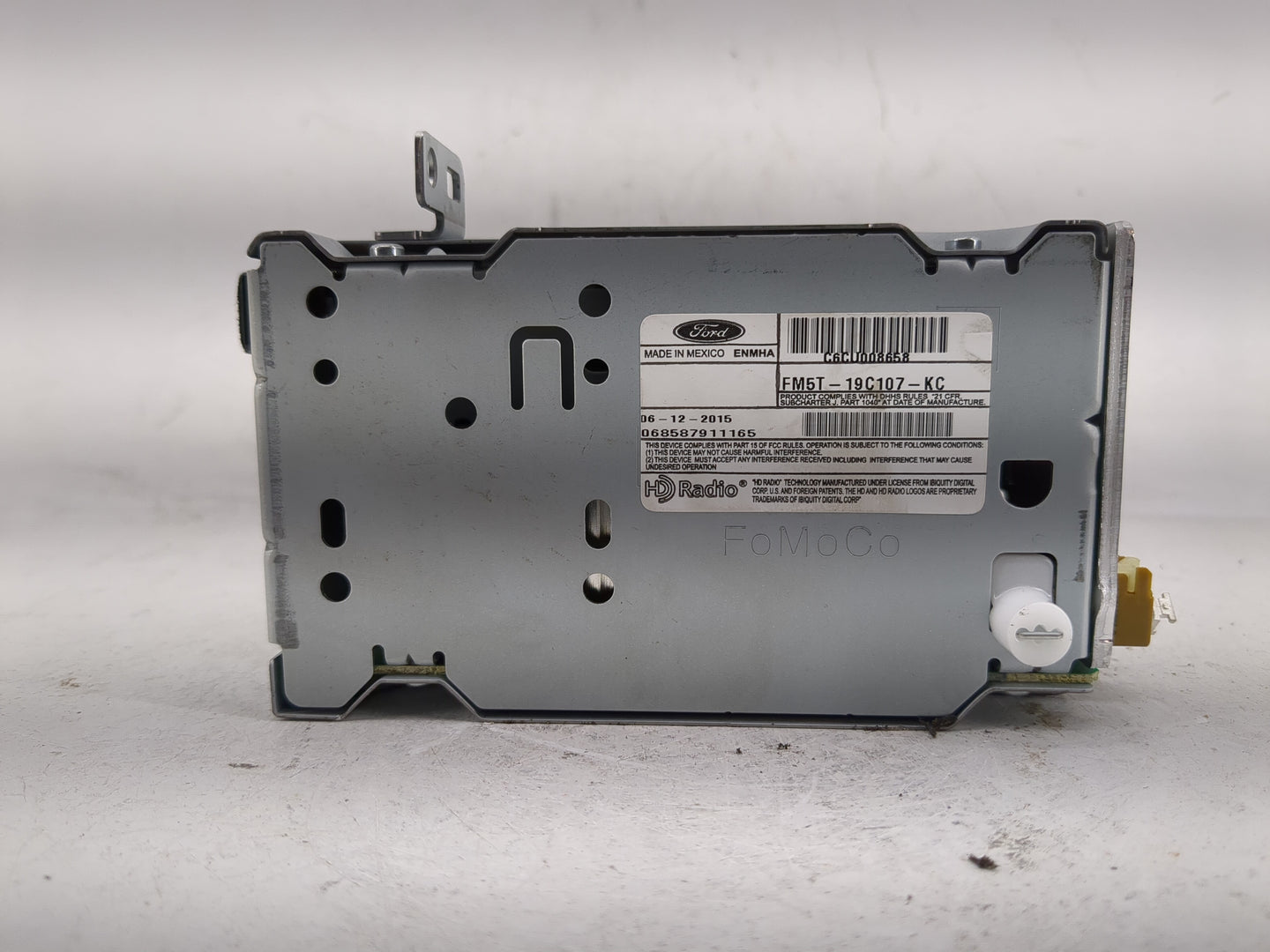 2015-2016 Ford Focus Radio AM FM Cd Player Receiver Replacement P/N:FM5T-19C107-KC Fits Fits 2015 2016 OEM Used Auto Parts -