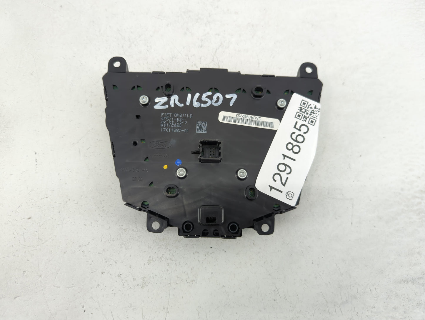 2015-2018 Ford Focus Radio Control Panel - Oemusedautoparts1.com