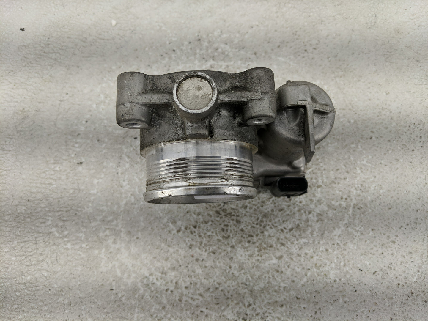 2014-2018 Ford Focus Throttle Body P/N:0 280 750 576 DS7E-9F991-BB Fits Fits 2014 2015 2016 2017 2018 2019 2020 2021 2022 OE
