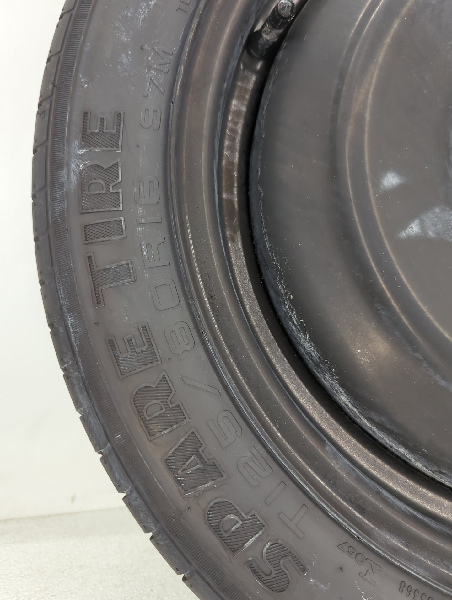 2012-2018 Ford Focus Spare Donut Tire Wheel Rim Oem - Oemusedautoparts1.com