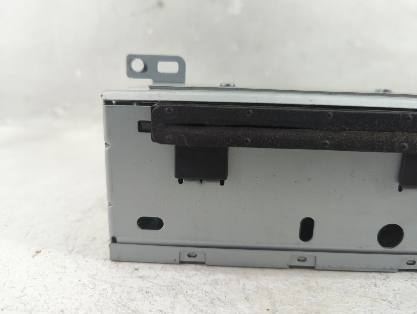 2015 Ford Focus Radio AM FM Cd Player Receiver Replacement P/N:FM5T-19C107-JB Fits OEM Used Auto Parts - Oemusedautoparts1.c