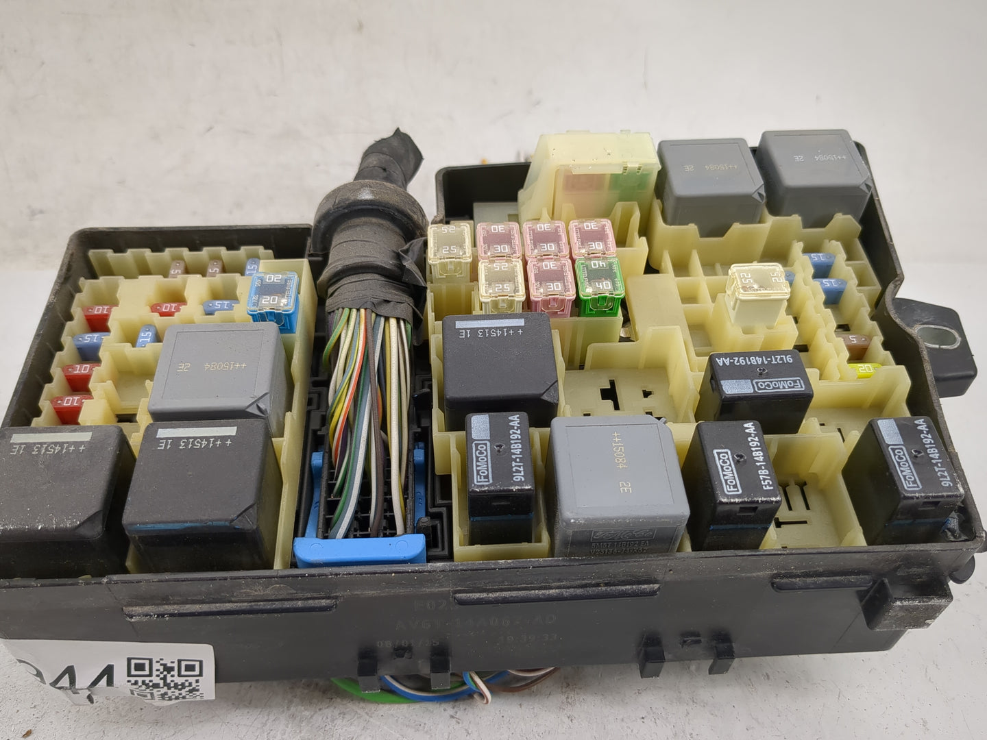 2015 Ford Focus Fusebox Fuse Box Panel Relay Module P/N:AV6T-14A067-AD Fits OEM Used Auto Parts - Oemusedautoparts1.com
