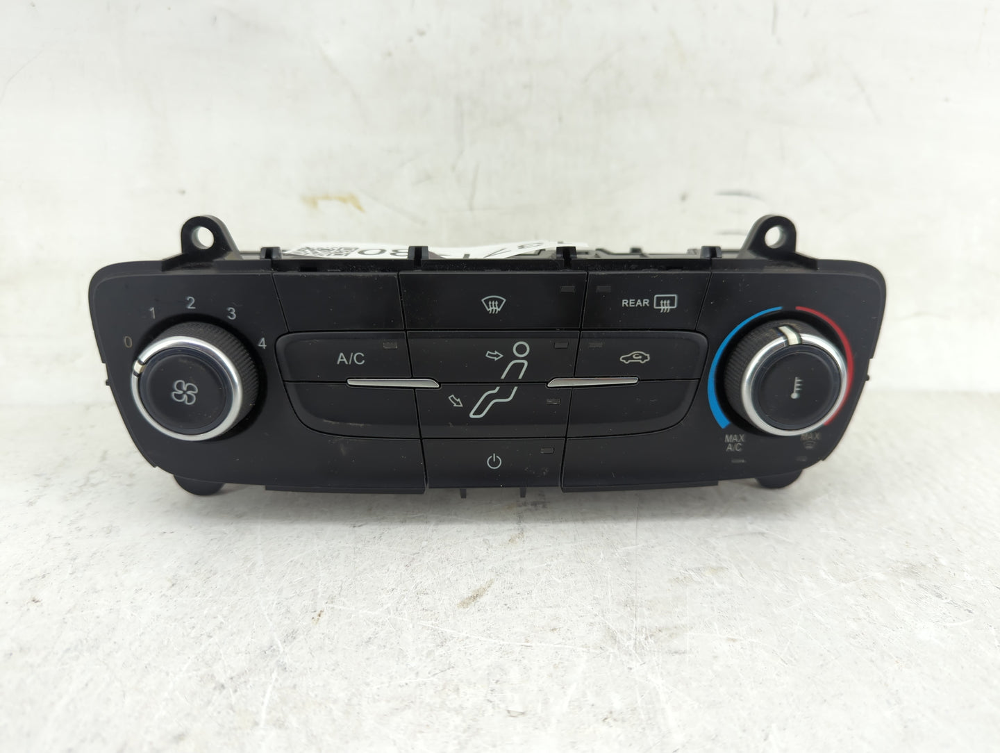 2015-2018 Ford Focus Climate Control Module Temperature AC/Heater Replacement P/N:FIET 19980 F1ET 18549 Fits OEM Used Auto P