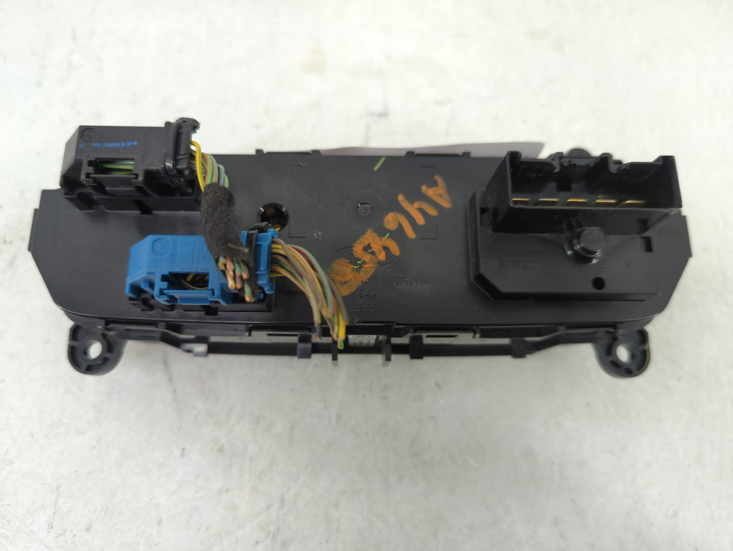 2015-2018 Ford Focus Climate Control Module Temperature AC/Heater Replacement P/N:FIET 19980 F1ET 18549 Fits OEM Used Auto P