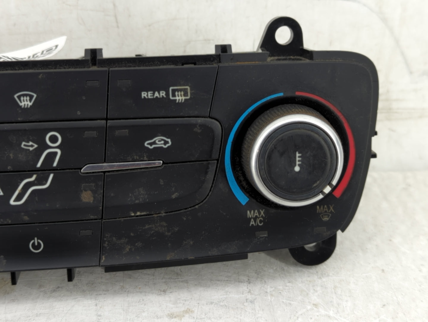 2015-2018 Ford Focus Climate Control Module Temperature AC/Heater Replacement P/N:F1ET-19980-JE Fits Fits 2015 2016 2017 201