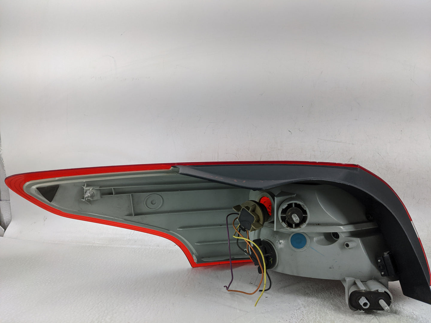 2015 Ford Focus Tail Light Assembly Passenger Right OEM P/N:F1EB-13404-FC Fits OEM Used Auto Parts - Oemusedautoparts1.com