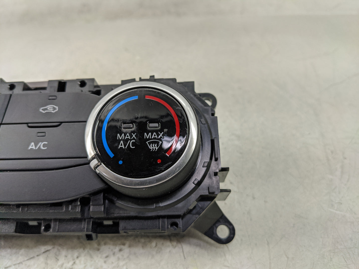 2015-2018 Ford Focus Climate Control Module Temperature AC/Heater Replacement P/N:E174042 Fits Fits 2015 2016 2017 2018 OEM 