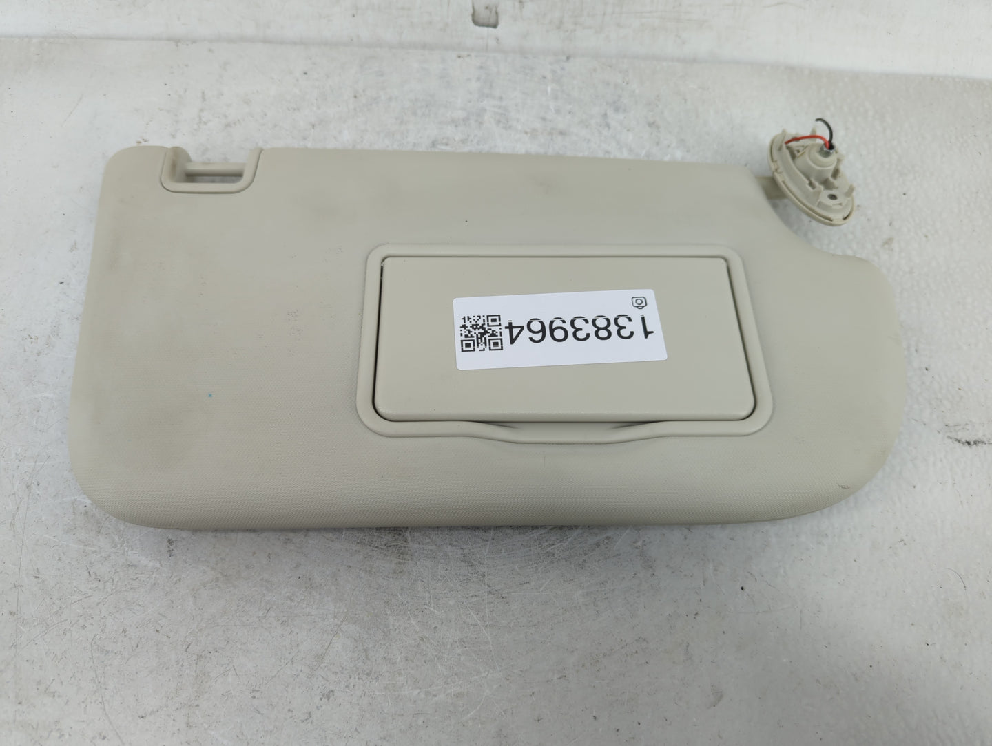 2013-2018 Ford Focus Sun Visor Shade Replacement Passenger Right Mirror Fits Fits 2013 2014 2015 2016 2017 2018 OEM Used Aut