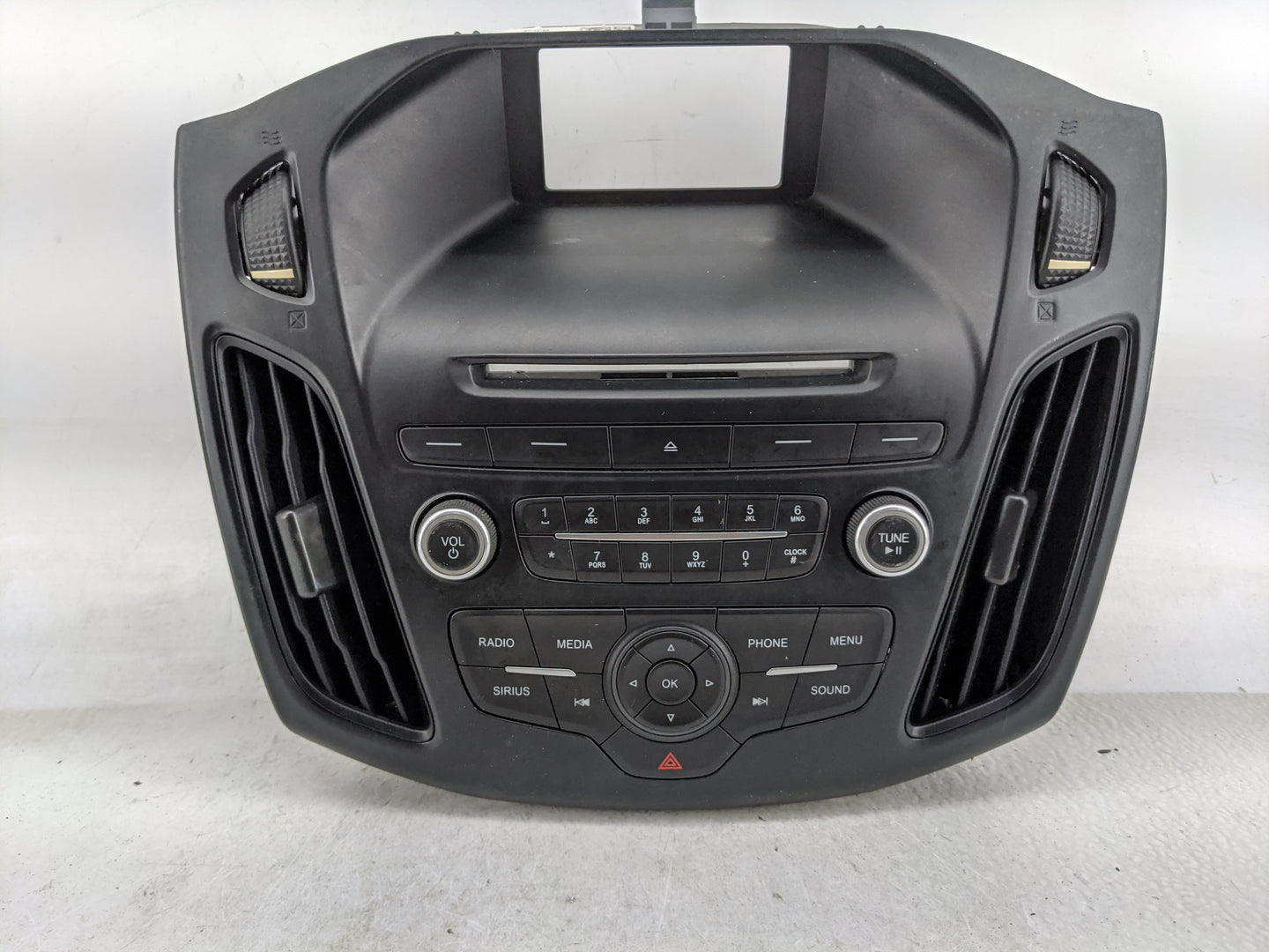 2015-2018 Ford Focus Radio AM FM Cd Player Receiver Replacement P/N:f1et18k811kc Fits Fits 2015 2016 2017 2018 2019 OEM Used