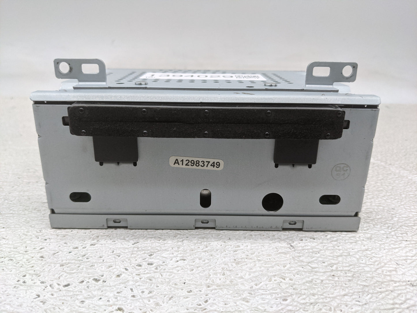 2015-2016 Ford Focus Radio AM FM Cd Player Receiver Replacement P/N:FM5T-19C107-KC Fits Fits 2015 2016 OEM Used Auto Parts -