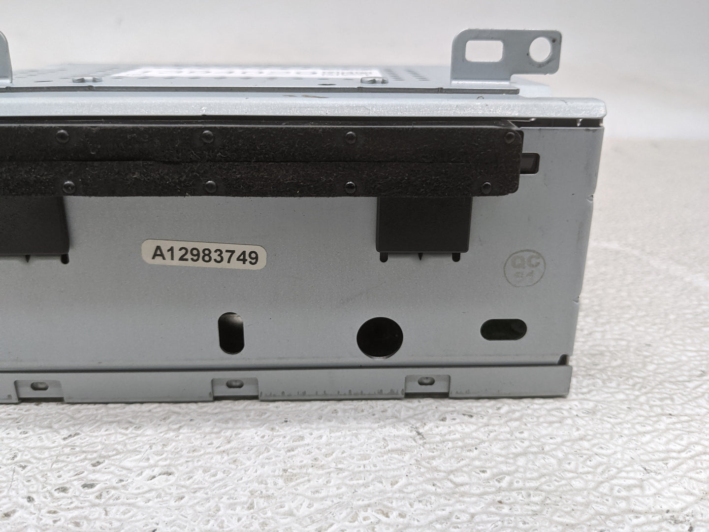 2015-2016 Ford Focus Radio AM FM Cd Player Receiver Replacement P/N:FM5T-19C107-KC Fits Fits 2015 2016 OEM Used Auto Parts -