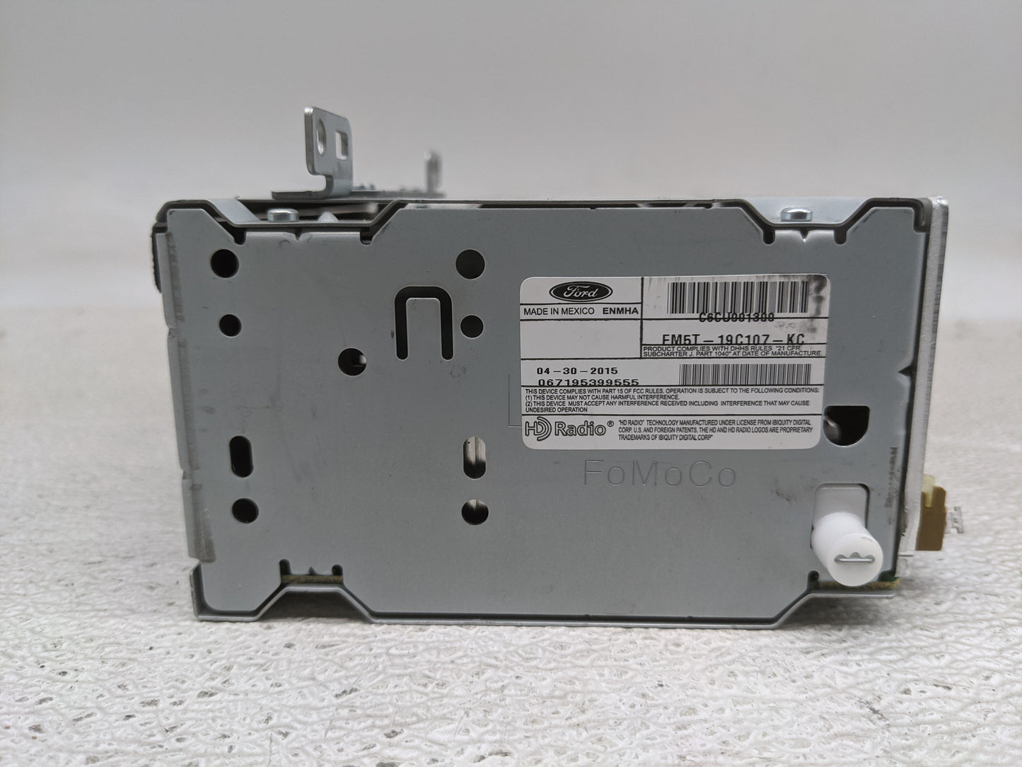 2015-2016 Ford Focus Radio AM FM Cd Player Receiver Replacement P/N:FM5T-19C107-KC Fits Fits 2015 2016 OEM Used Auto Parts -