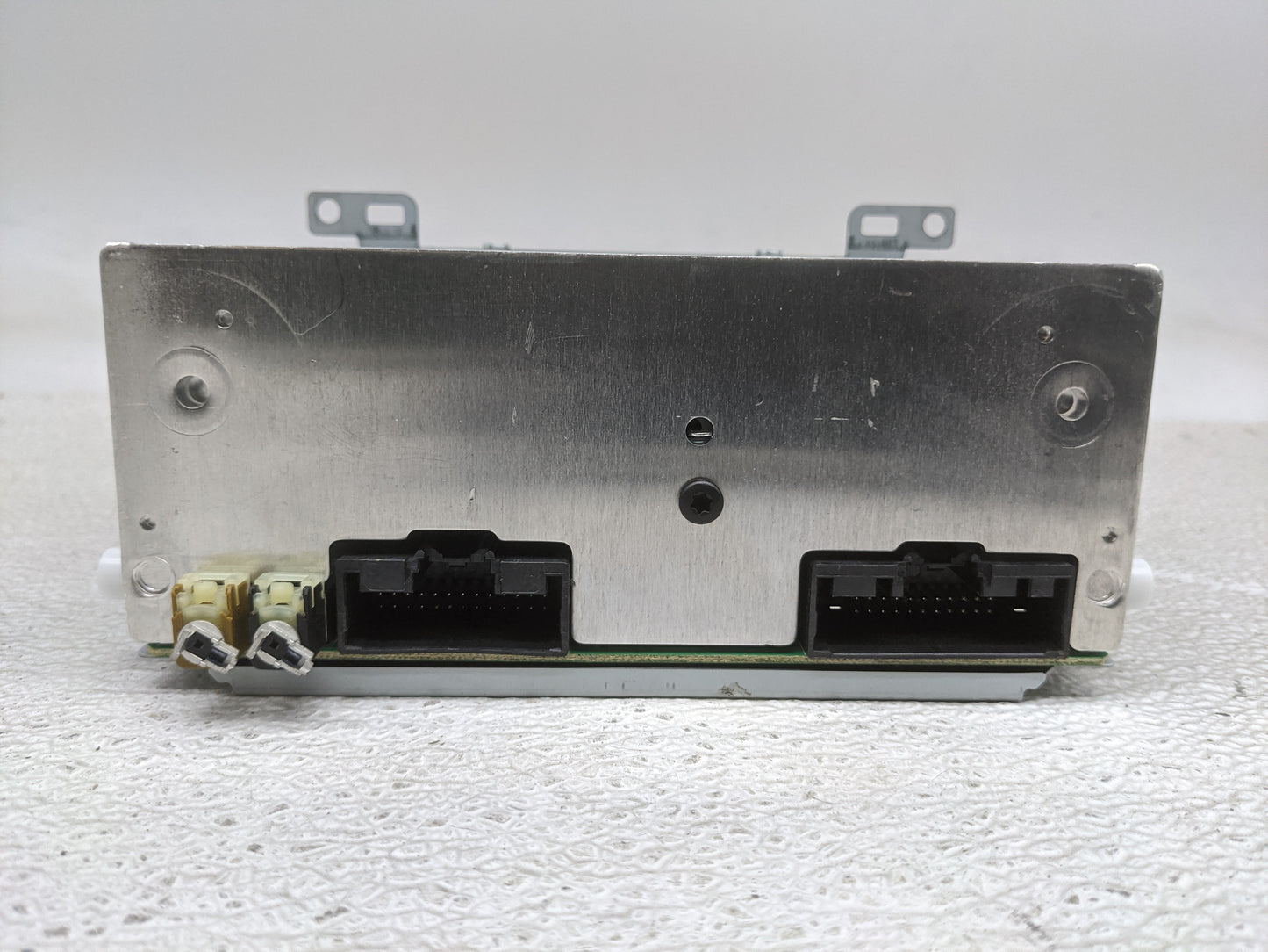 2015-2016 Ford Focus Radio AM FM Cd Player Receiver Replacement P/N:FM5T-19C107-KC Fits Fits 2015 2016 OEM Used Auto Parts -