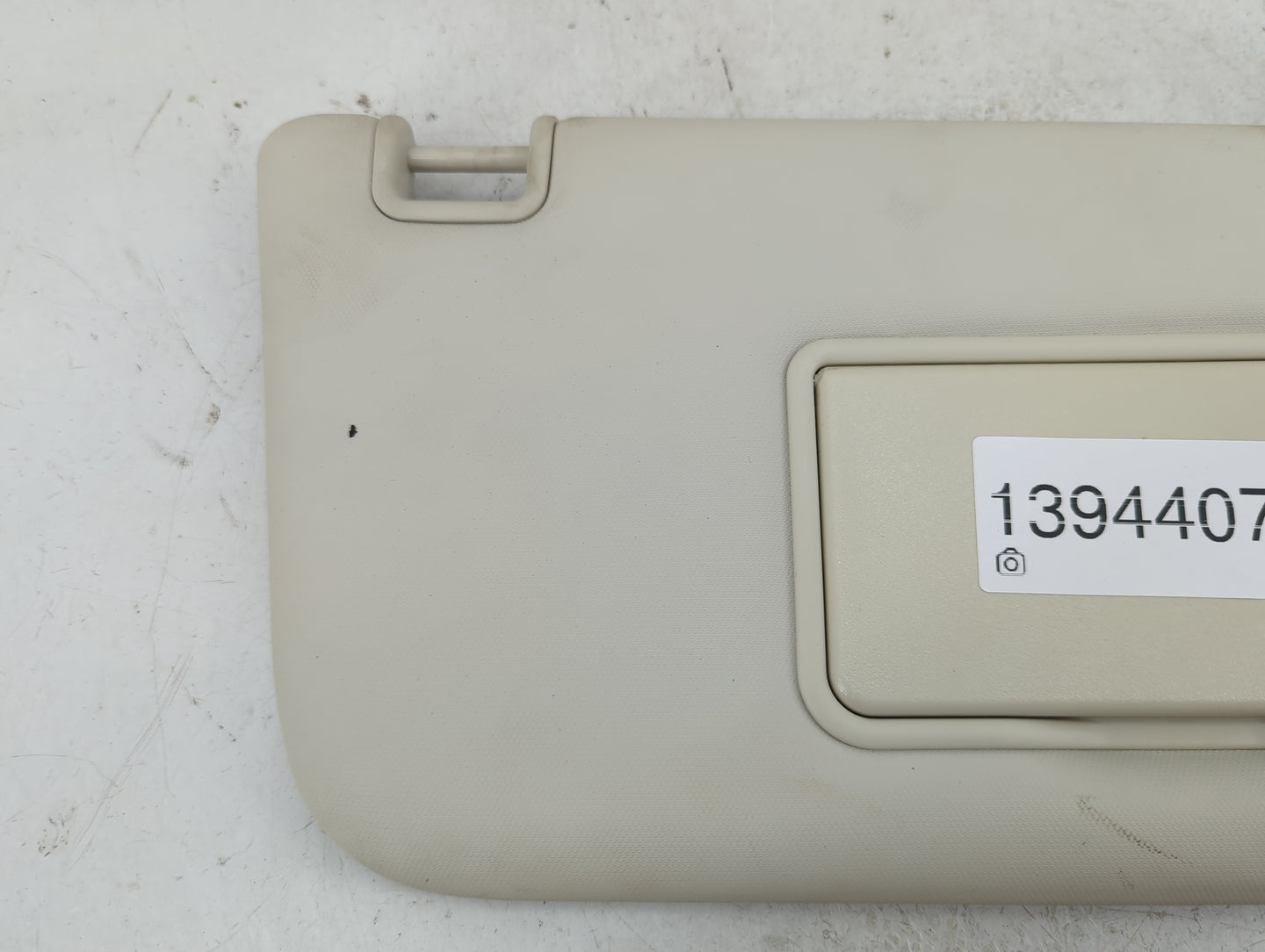 2013-2018 Ford Focus Sun Visor Shade Replacement Passenger Right Mirror Fits Fits 2013 2014 2015 2016 2017 2018 OEM Used Aut
