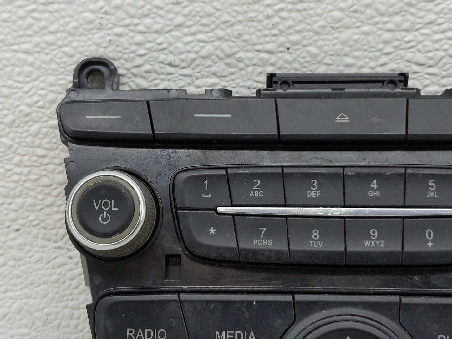 2015-2018 Ford Focus Radio AM FM Cd Player Receiver Replacement P/N:F1ET18K811LC Fits Fits 2015 2016 2017 2018 2019 OEM Used