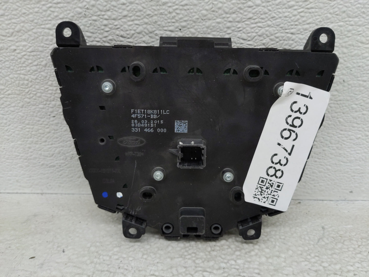 2015-2018 Ford Focus Radio AM FM Cd Player Receiver Replacement P/N:F1ET18K811LC Fits Fits 2015 2016 2017 2018 2019 OEM Used