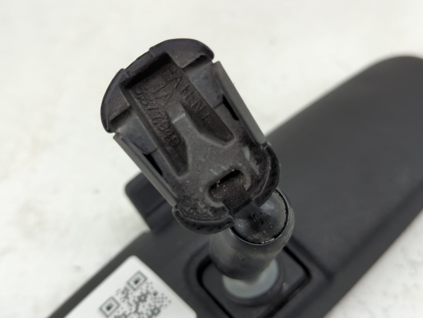2010-2018 Ford Focus Interior Rear View Mirror Replacement OEM P/N:E8011681 Fits OEM Used Auto Parts - Oemusedautoparts1.com