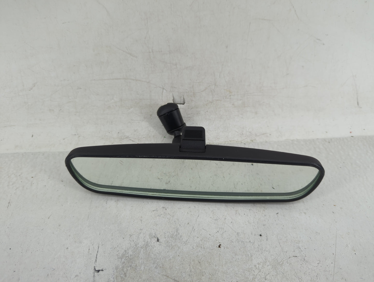 2010-2018 Ford Focus Interior Rear View Mirror Replacement OEM P/N:A048070 Fits OEM Used Auto Parts - Oemusedautoparts1.com