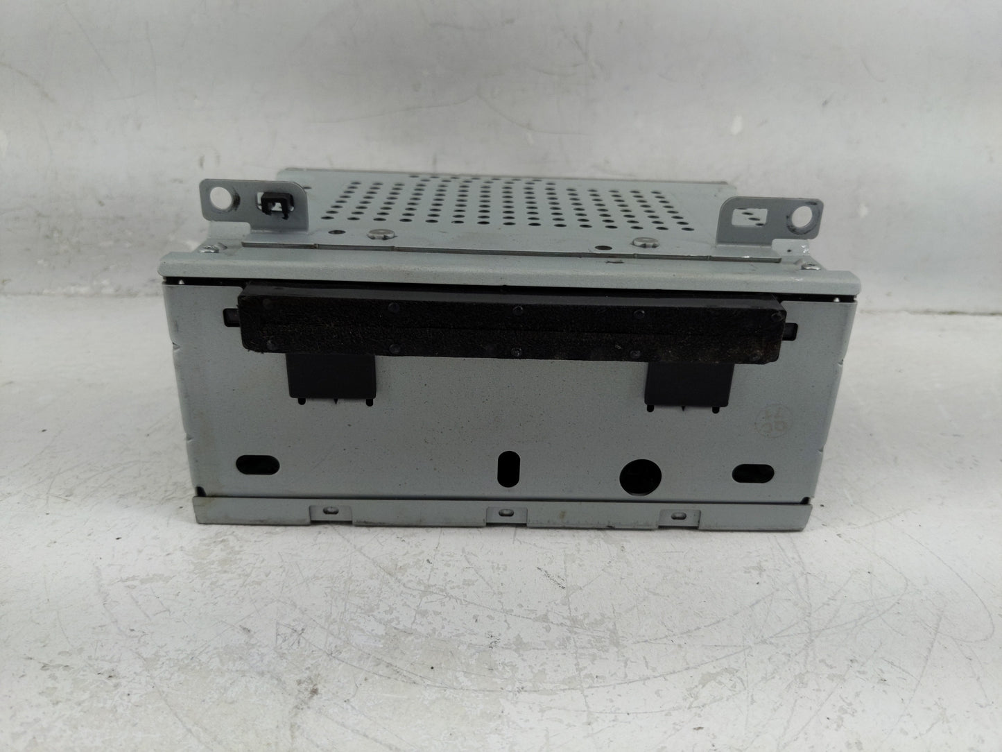2015-2016 Ford Focus Radio AM FM Cd Player Receiver Replacement P/N:FM5T-19C107-JC Fits Fits 2015 2016 OEM Used Auto Parts -