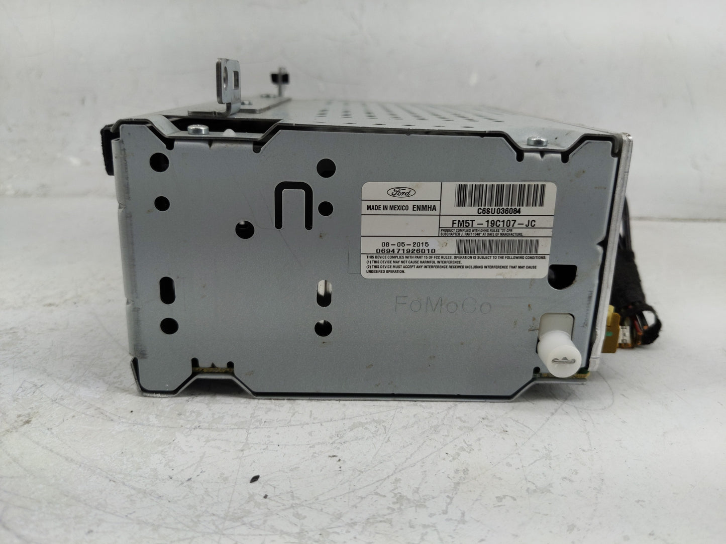 2015-2016 Ford Focus Radio AM FM Cd Player Receiver Replacement P/N:FM5T-19C107-JC Fits Fits 2015 2016 OEM Used Auto Parts -
