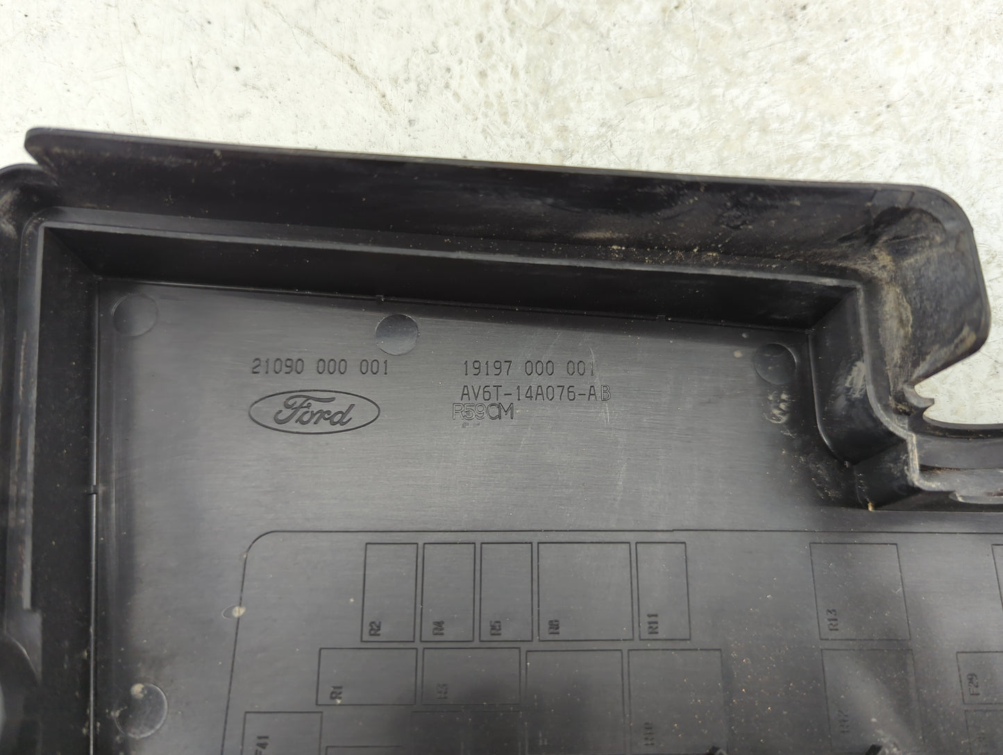 2015 Ford Focus Fusebox Fuse Box Panel Relay Module P/N:AV6T-14A142-AB Fits OEM Used Auto Parts - Oemusedautoparts1.com