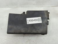 2015 Ford Focus Fusebox Fuse Box Panel Relay Module P/N:19197 000 001 AV6T-14A076-AB, 21090 000 001 Fits OEM Used Auto Parts