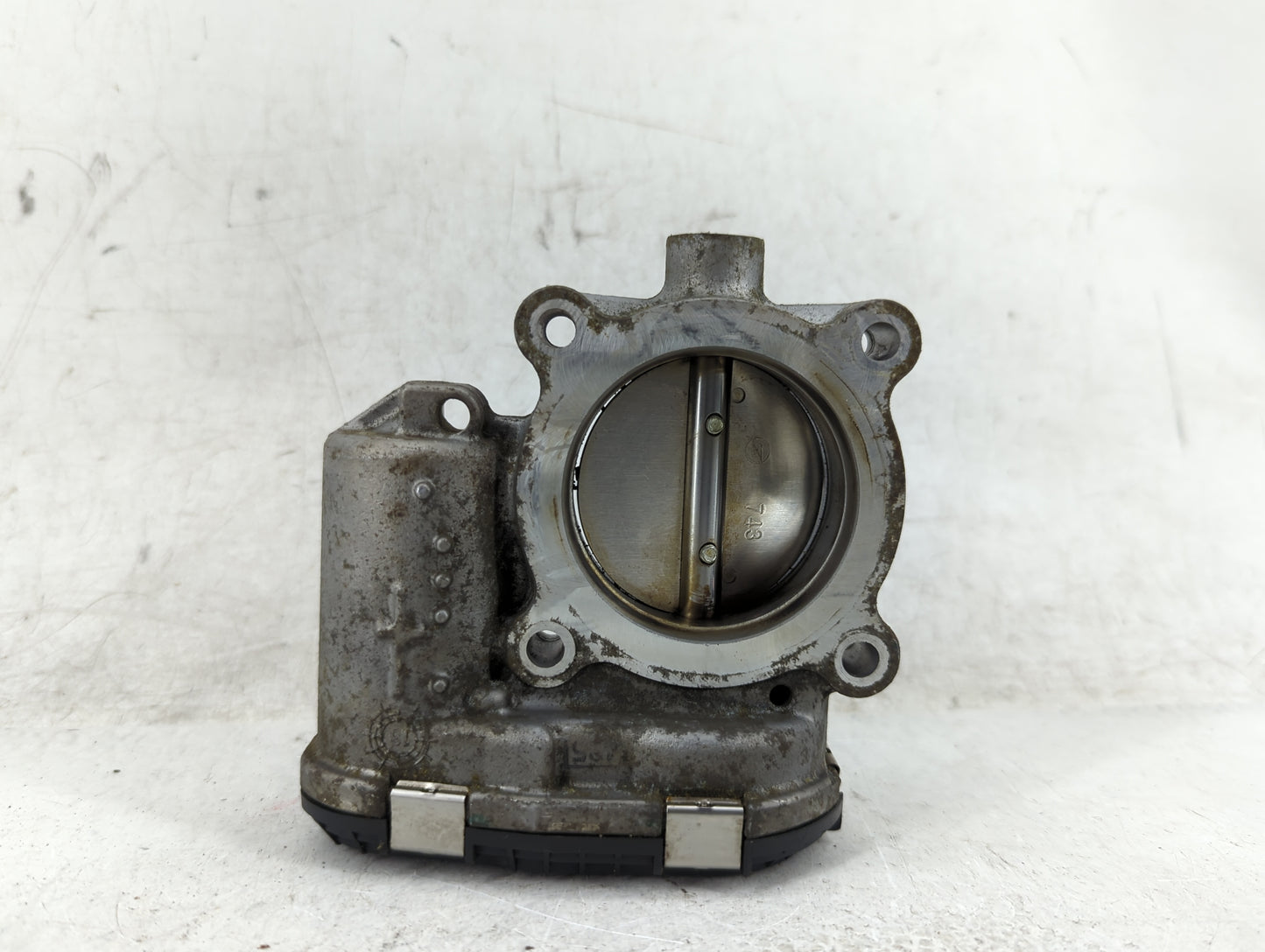 2014-2018 Ford Focus Throttle Body P/N:DS7E-9F991-BB Fits Fits 2014 2015 2016 2017 2018 2019 2020 2021 2022 OEM Used Auto Pa