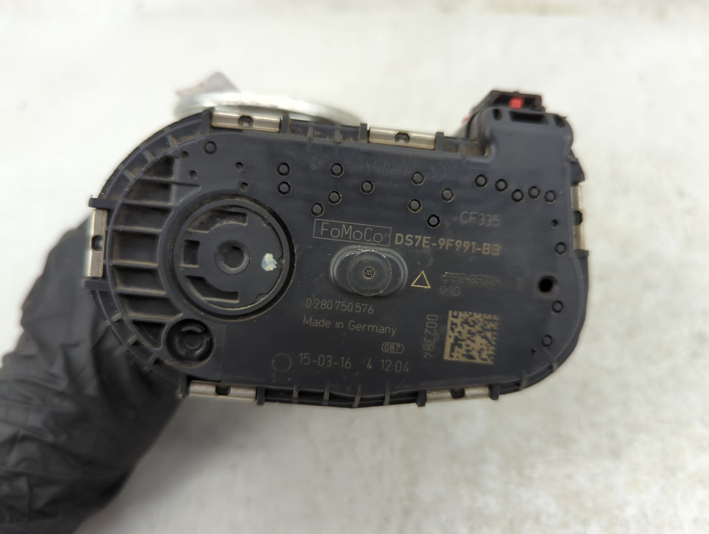 2014-2018 Ford Focus Throttle Body P/N:DS7E-9F991-BB Fits Fits 2014 2015 2016 2017 2018 2019 2020 2021 2022 OEM Used Auto Pa