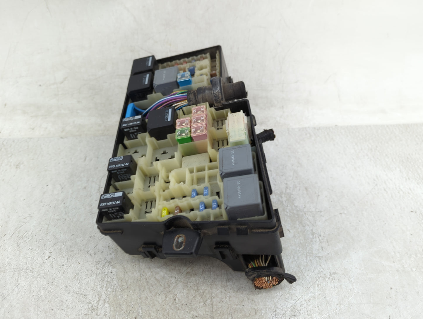 2015 Ford Focus Fusebox Fuse Box Panel Relay Module P/N:AV6T-14A142-AB Fits OEM Used Auto Parts - Oemusedautoparts1.com