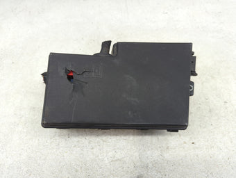 compare product 2015 Ford Focus Fusebox Fuse Box Panel Relay Module P/N:AV6T-14A076-AB 19197 000 001, 21090 000 001 Fits OEM Used Auto Parts