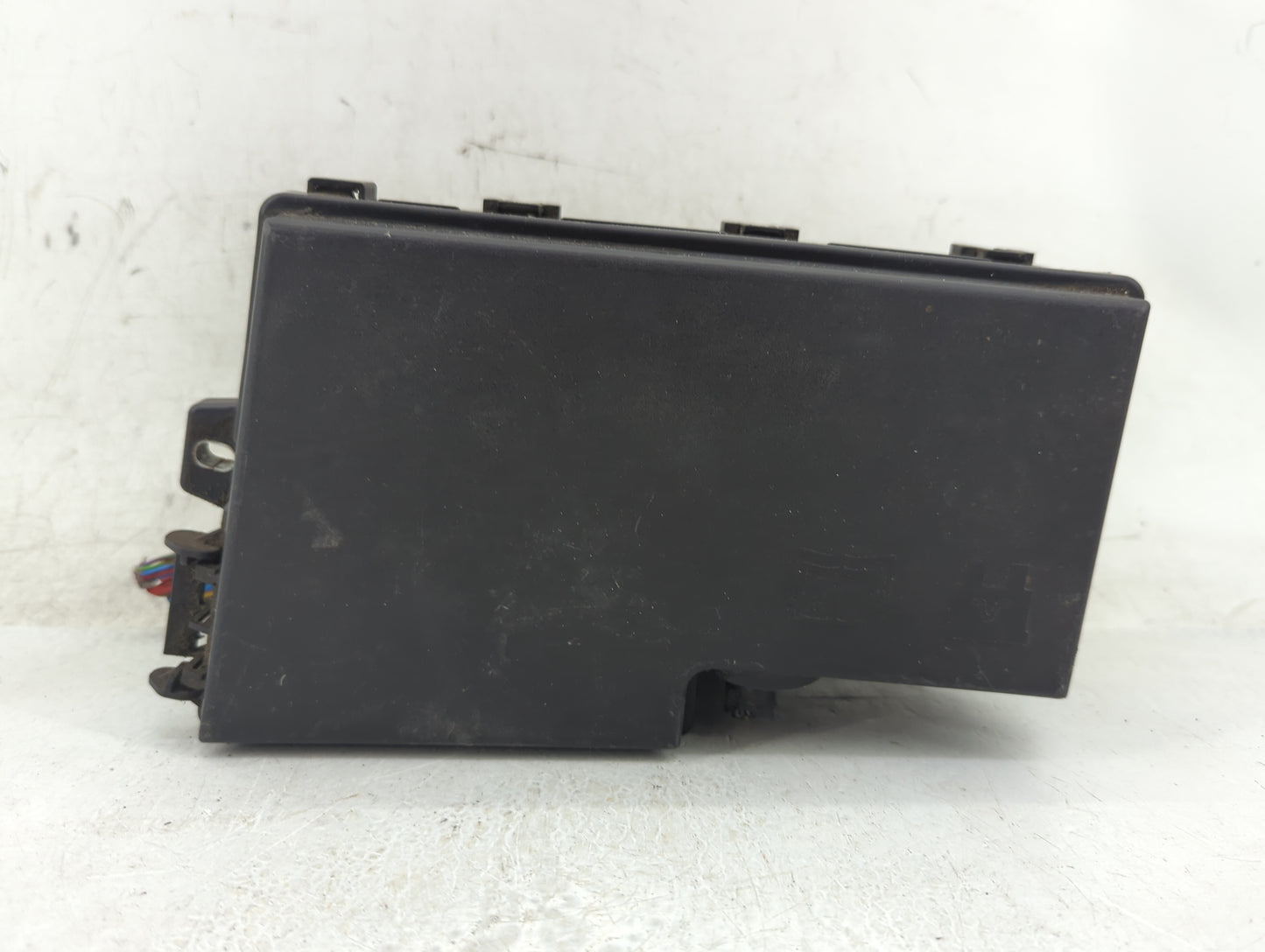 2015 Ford Focus Fusebox Fuse Box Panel Relay Module P/N:AV6T-14A076-AB 19197 000 001, 21090 000 001 Fits OEM Used Auto Parts