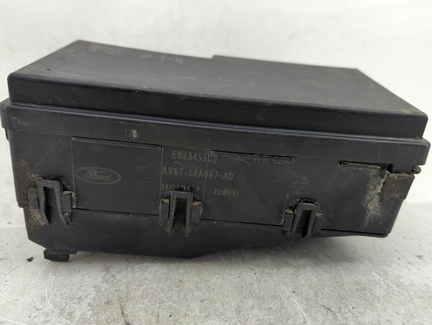 2015 Ford Focus Fusebox Fuse Box Panel Relay Module P/N:E02345500 AV6T-14A067-AD Fits OEM Used Auto Parts - Oemusedautoparts