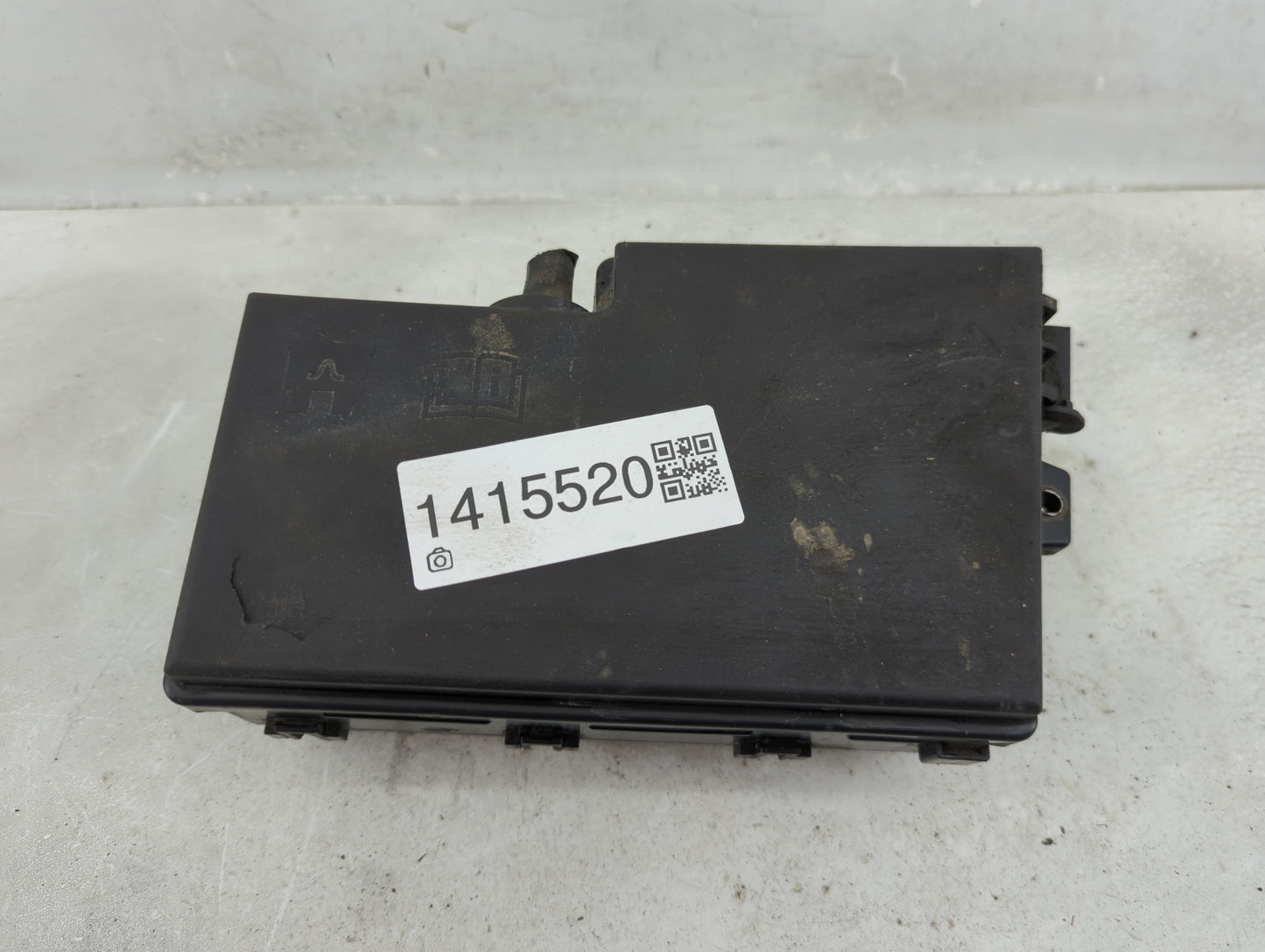 2015 Ford Focus Fusebox Fuse Box Panel Relay Module P/N:AV6T-14A076-AB Fits OEM Used Auto Parts - Oemusedautoparts1.com