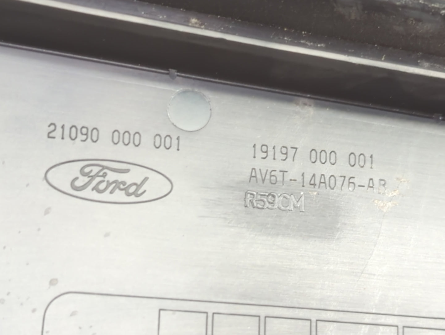 2015 Ford Focus Fusebox Fuse Box Panel Relay Module P/N:AV6T-14A076-AB Fits OEM Used Auto Parts - Oemusedautoparts1.com