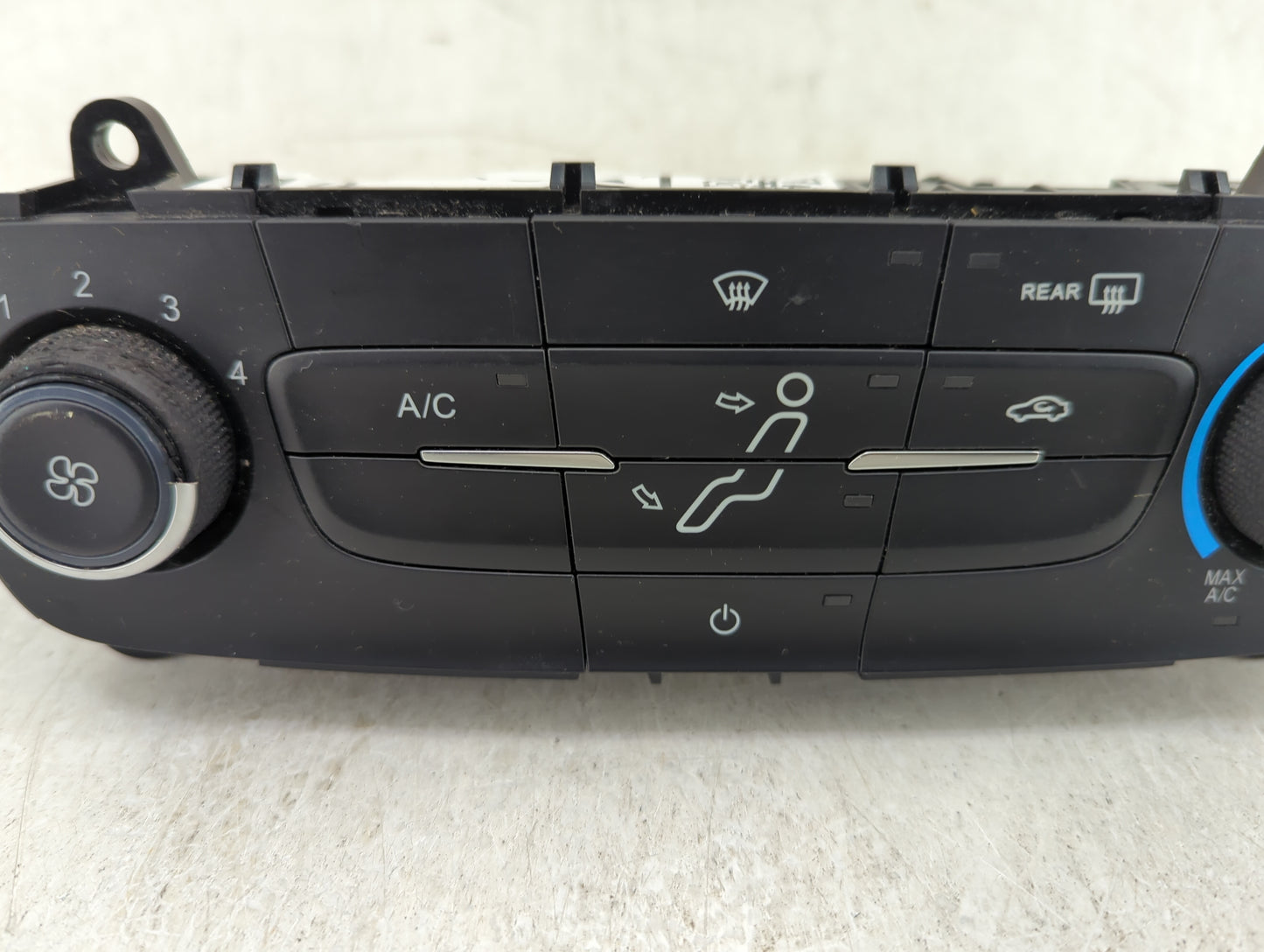 2015-2018 Ford Focus Climate Control Module Temperature AC/Heater Replacement P/N:F1ET-19980-JF Fits Fits 2015 2016 2017 201
