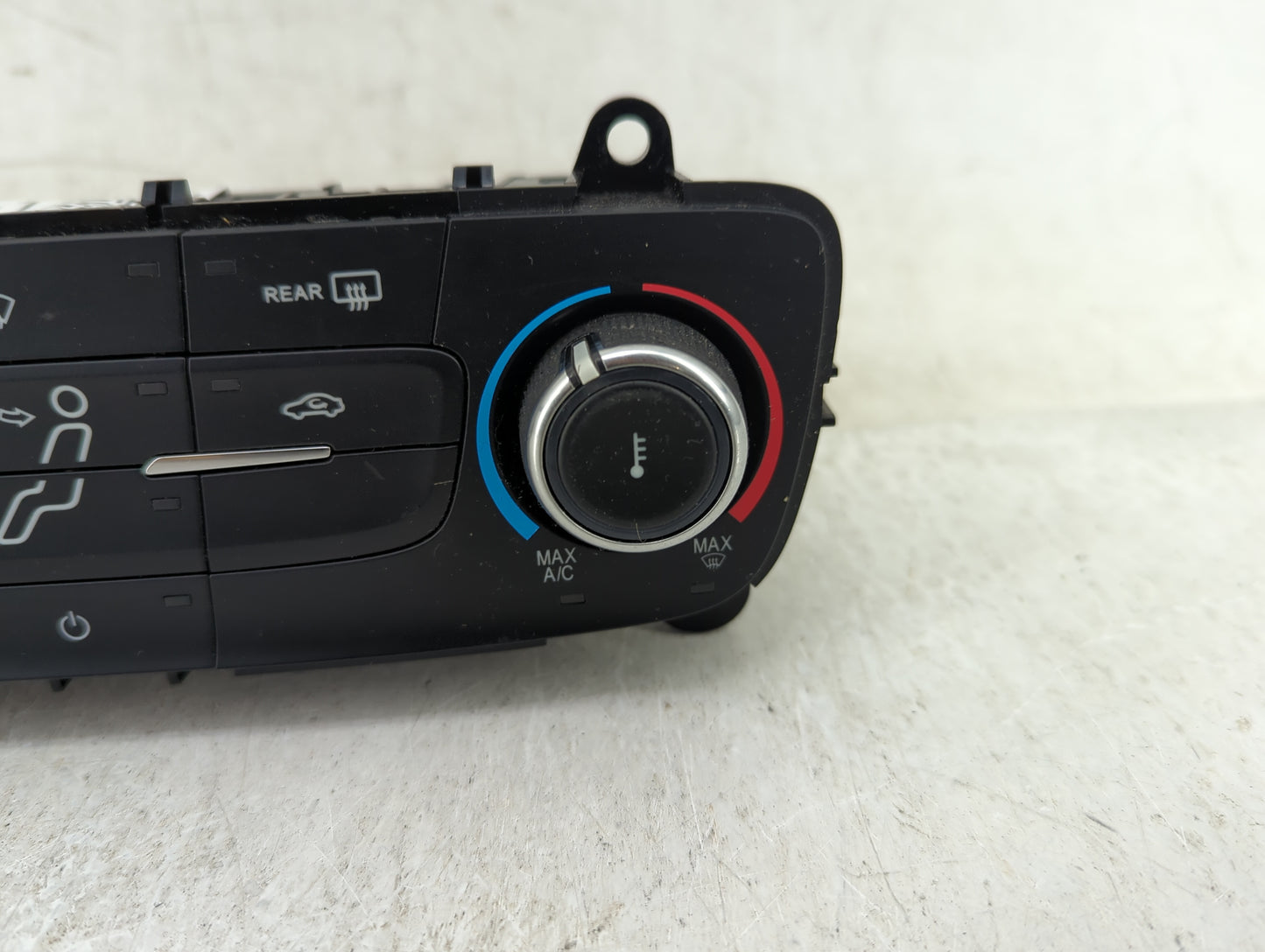 2015-2018 Ford Focus Climate Control Module Temperature AC/Heater Replacement P/N:F1ET-19980-JF Fits Fits 2015 2016 2017 201