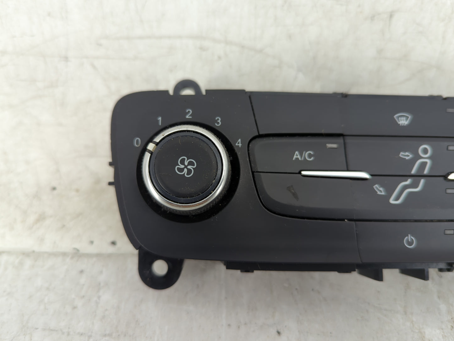 2015-2018 Ford Focus Climate Control Module Temperature AC/Heater Replacement P/N:E1108075 Fits Fits 2015 2016 2017 2018 OEM