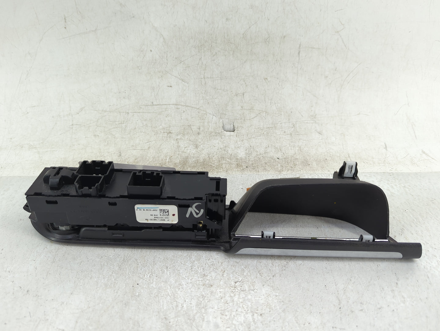 2012-2018 Ford Focus Driver Left Door Master Power Window Switch 1417743 - Oemusedautoparts1.com