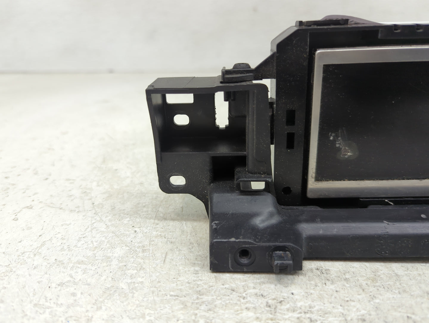 2015-2018 Ford Focus Information Display Screen - Oemusedautoparts1.com
