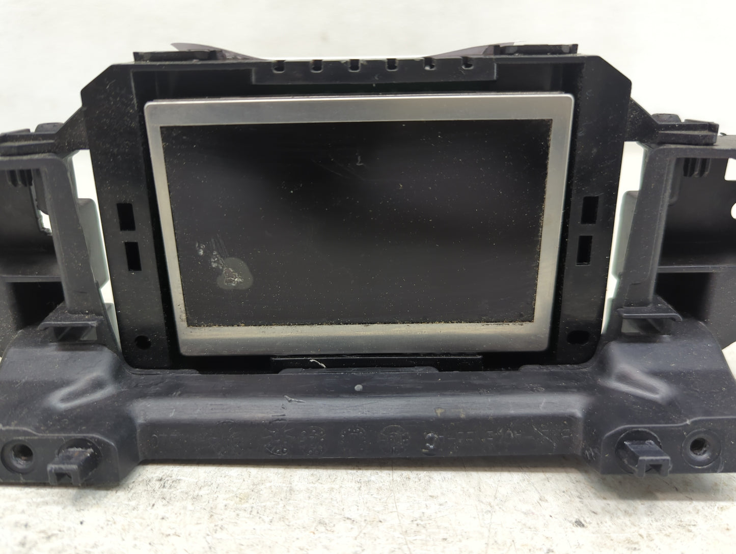 2015-2018 Ford Focus Information Display Screen - Oemusedautoparts1.com
