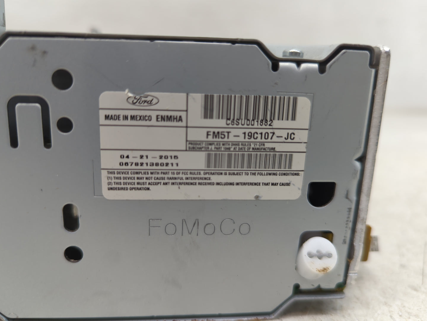 2015-2016 Ford Focus Radio AM FM Cd Player Receiver Replacement P/N:FM5T-19C107-JC Fits Fits 2015 2016 OEM Used Auto Parts -