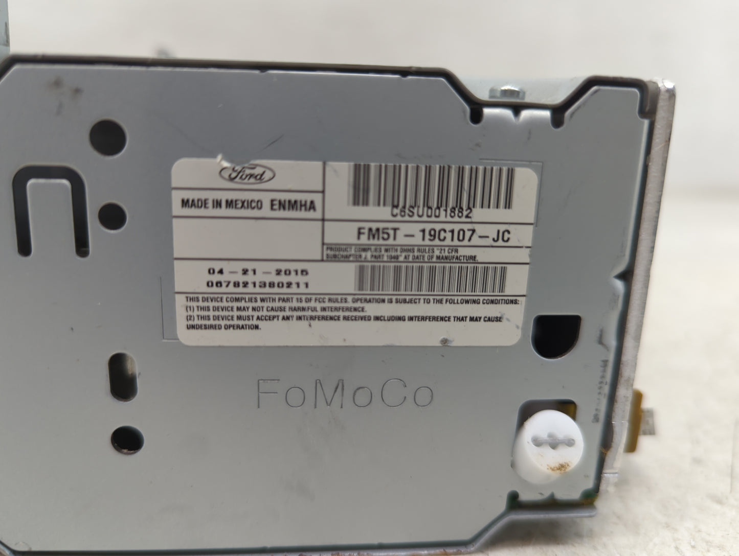 2015-2016 Ford Focus Radio AM FM Cd Player Receiver Replacement P/N:FM5T-19C107-JC Fits Fits 2015 2016 OEM Used Auto Parts -