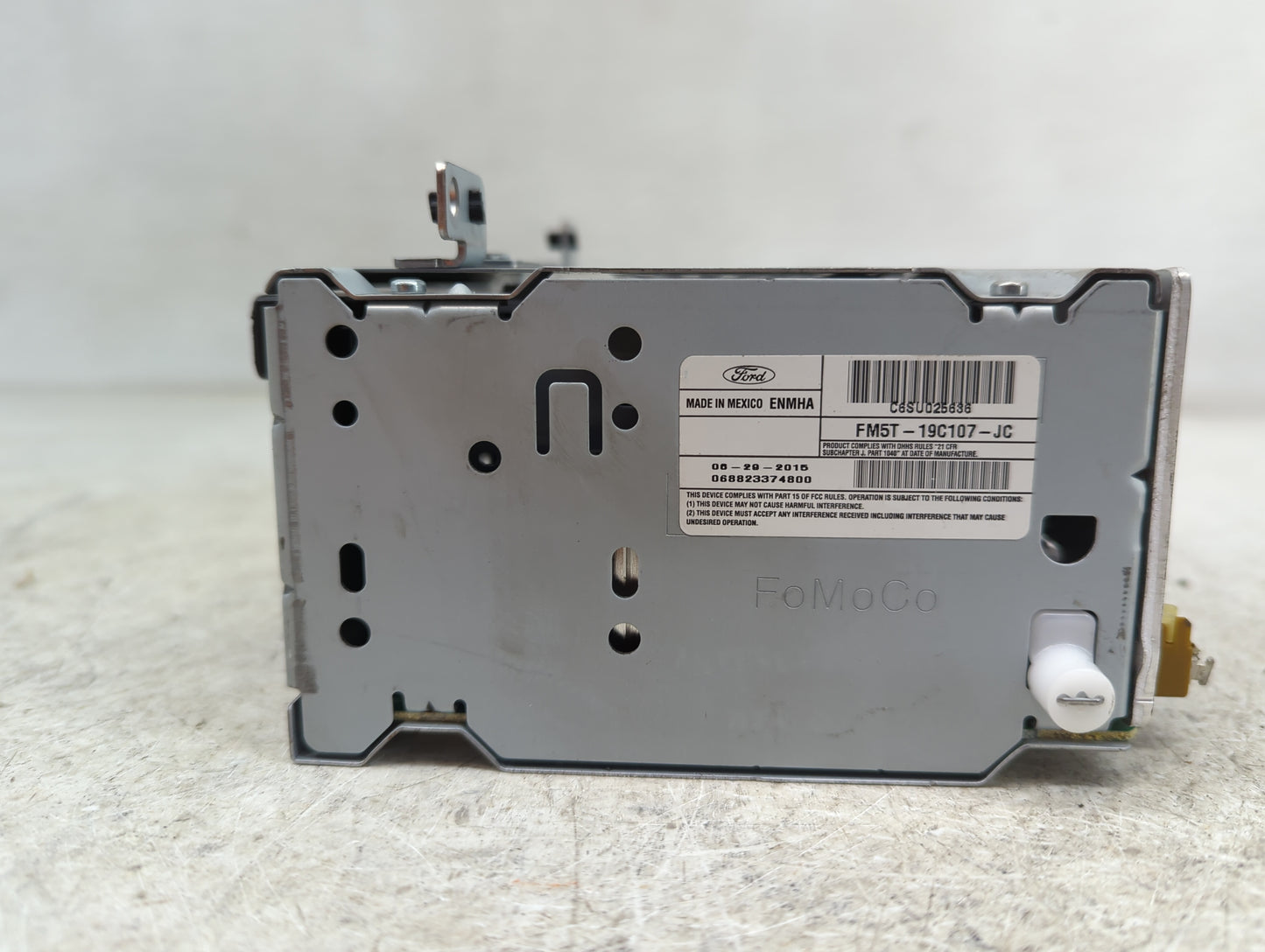 2015-2016 Ford Focus Radio AM FM Cd Player Receiver Replacement P/N:FM5T-19C107-JC Fits Fits 2015 2016 OEM Used Auto Parts -