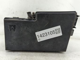 compare product 2015 Ford Focus Fusebox Fuse Box Panel Relay Module P/N:AV6T-14A076-AB 19197 000 001, 21090 000 001 Fits OEM Used Auto Parts