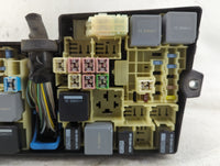 2015 Ford Focus Fusebox Fuse Box Panel Relay Module P/N:AV6T-14A076-AB 19197 000 001, 21090 000 001 Fits OEM Used Auto Parts