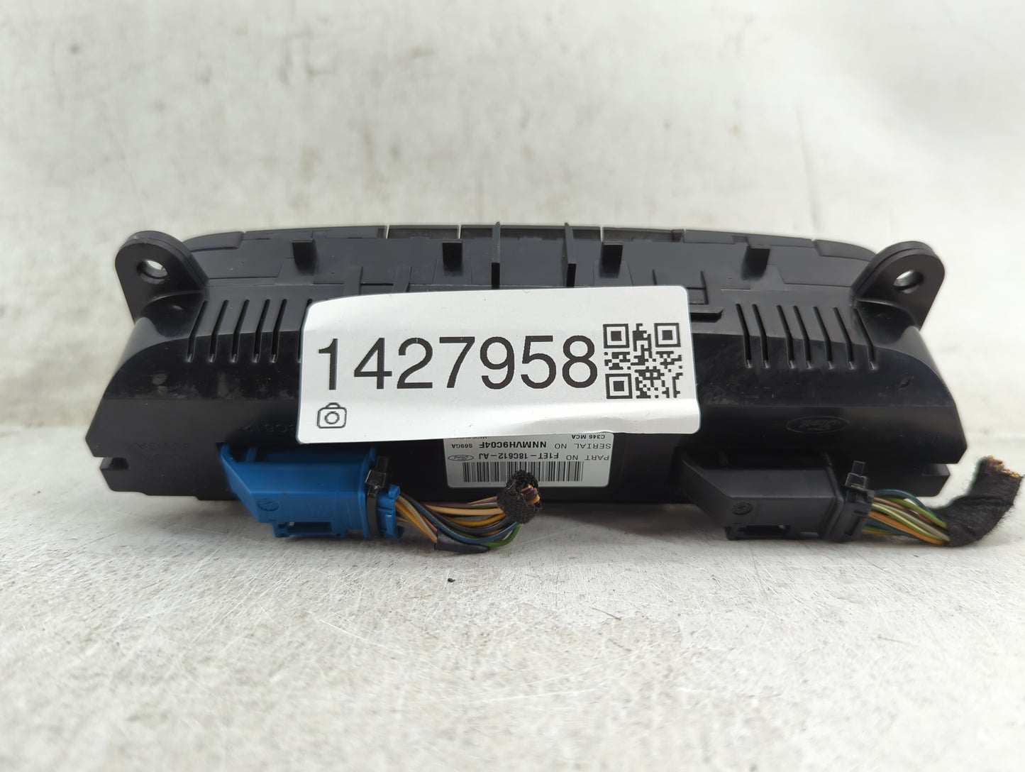2015-2018 Ford Focus Climate Control Module Temperature AC/Heater Replacement P/N:F1ET-18C612-AJ Fits Fits 2015 2016 2017 20