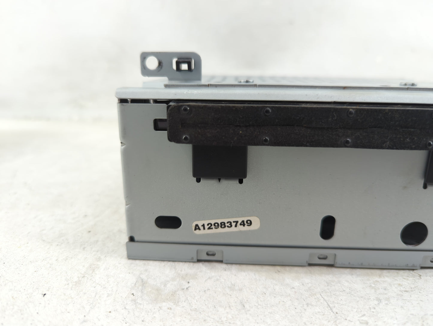 2015-2016 Ford Focus Radio AM FM Cd Player Receiver Replacement P/N:FM5T-19C107-HC Fits Fits 2015 2016 OEM Used Auto Parts -